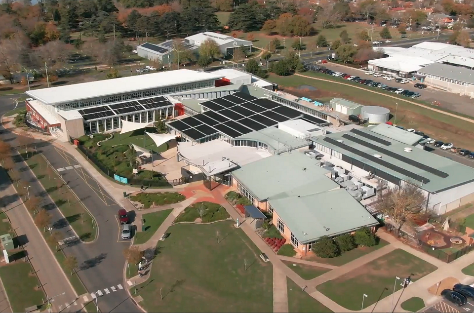 Aerial footage of the Ballarat Aquatic and Lifetstyle Centre 