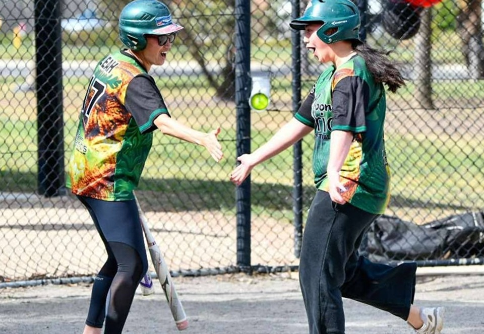Sunbury Softball Association players