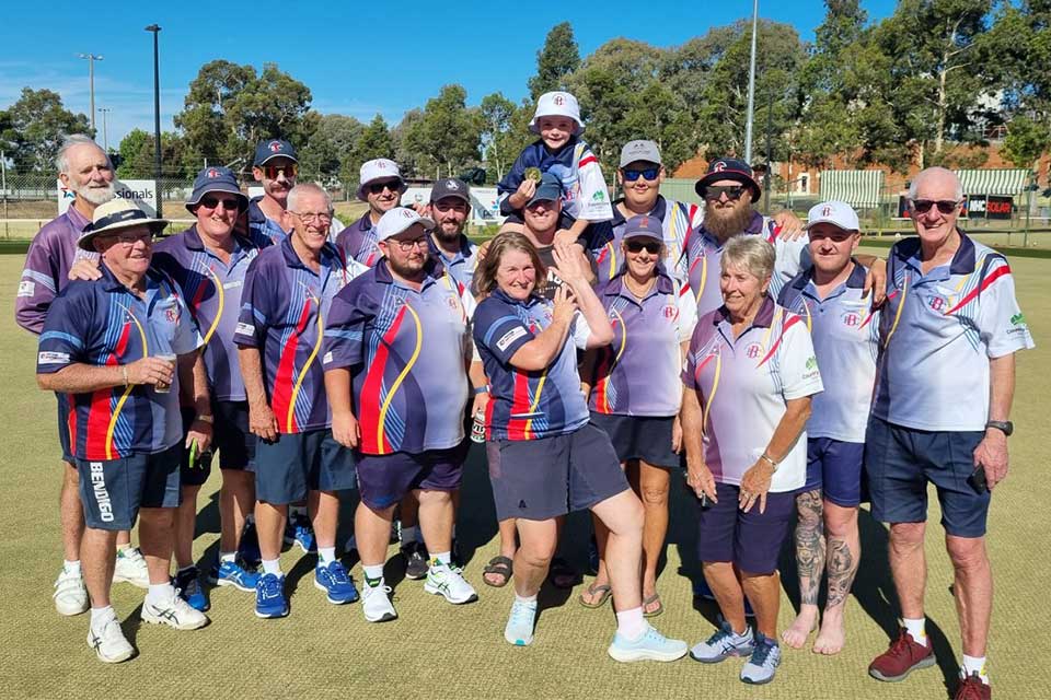 Players from the Bendigo Bowls Club.
